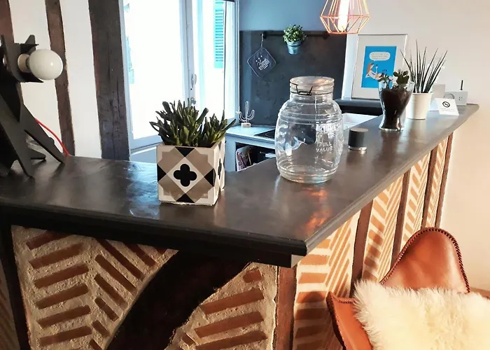 -parking Prive -la Batisse -coeur Historique - La Clef De Apartament