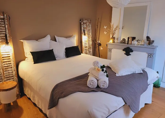 Apartament -parking Prive -la Batisse -coeur Historique - La Clef De Honfleur