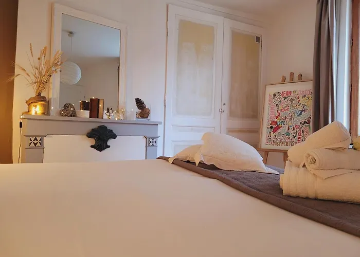 Apartament -parking Prive -la Batisse -coeur Historique - La Clef De Honfleur