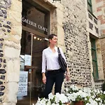 公寓 -parking Prive -la Batisse -logement De Charme -la Clef De *