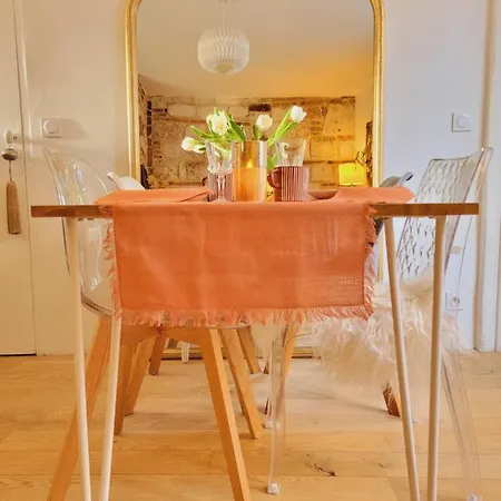 -parking Prive -la Batisse -logement De Charme -la Clef De Honfleur