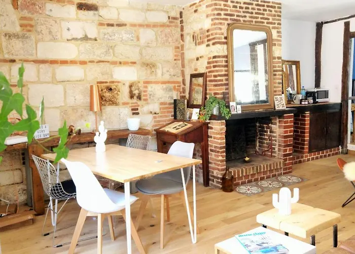 -parking Prive -la Batisse -coeur Historique - La Clef De Lejlighed