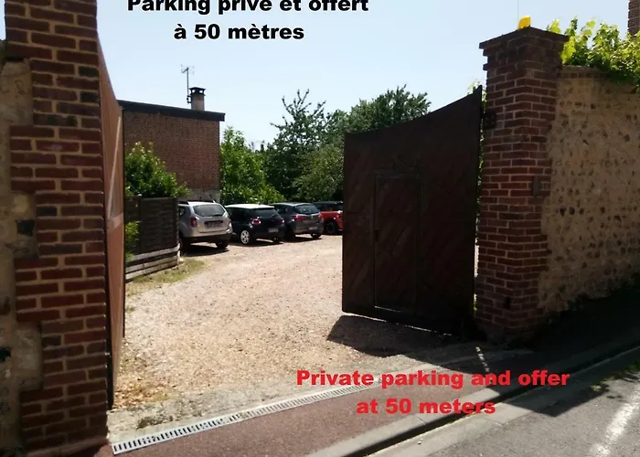 Lejlighed -parking Prive -la Batisse -coeur Historique - La Clef De